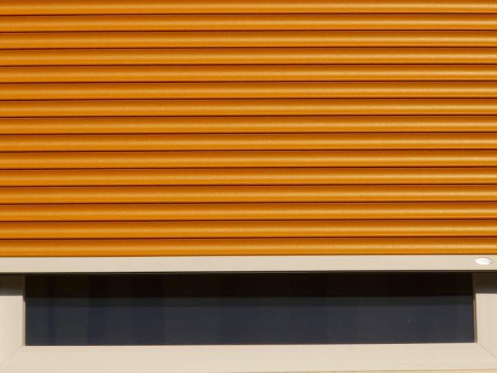 hans roller shutter 8496